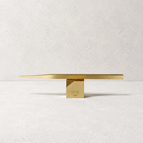 Coho Objet Coho Brazen Sharp Standlı Mum Söndürme Çubuğu