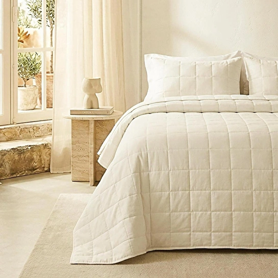Ocean Home Textile %100 Pamuk Kumaş Kapitoneli Ekru Çok Amaçlı Çift Kişilik Yatak Örtüsü Seti 1 Adet 250 X 230 / 2 Adet 50 X 70 Cm