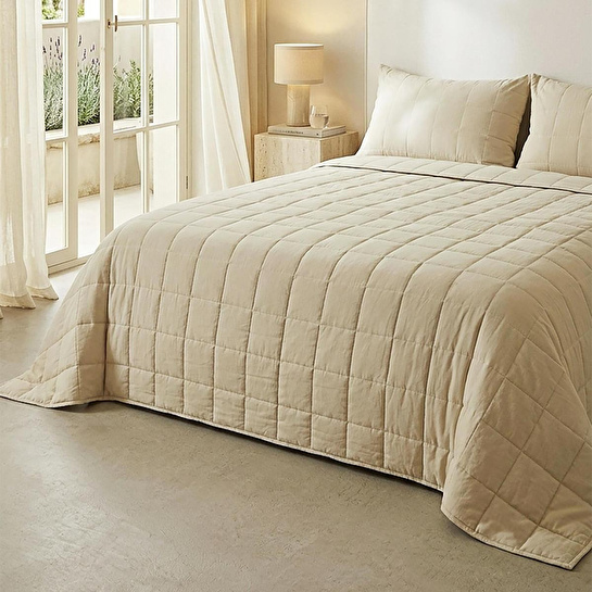 Ocean Home Textile %100 Pamuk Kumaş Kapitoneli Bej Çok Amaçlı Çift Kişilik Yatak Örtüsü Seti 1 Adet 250 X 230 / 2 Adet 50 X 70 Cm