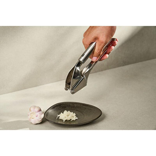 Zwilling Sarımsak Ezici