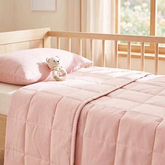 Ocean Home Textile %100 Pamuk Kumaş Kapitoneli Pembe Çok Amaçlı Bebek Yatak Örtüsü Seti 1 Adet 100 X 150 / 1 Adet 37 X 47 Cm