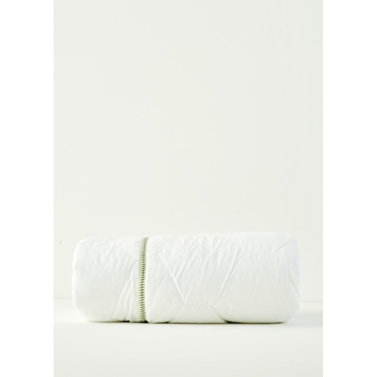 Bella Maison Bambu King Size Yorgan Beyaz (235x215 Cm) Beyaz