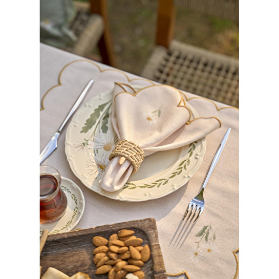 Bella Maison Daisy Scallop Kenar Peçete Bej (40x40 Cm) Bej