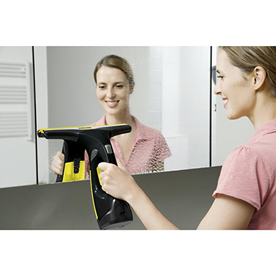 Karcher Wv 2 Black Edition Şarjlı Cam Temizleme Makinesi