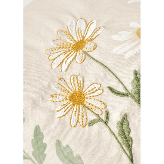Bella Maison Daisy Volanlı Kenar Nakışlı Dekoratif Yastık Kılıfı Bej (35x50 Cm) Bej