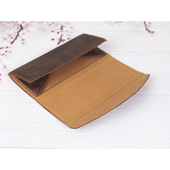 Bloominbag Prisma Saddle Heritage Deri Gözlük Kılıfı – Mıknatıslı Üçgen Tasarım