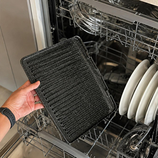 Bernardo Ruby 2000W 6 Dilim Kapasiteli Çıkarılabilir Plakalı Izgara ve Tost Makinesi Inox