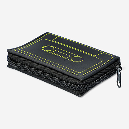 Flying Tiger Copenhagen Kaset Desenli Siyah Cüzdan