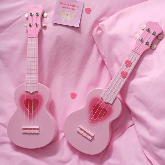 Flying Tiger Copenhagen Pembe Kalpli Ukulele