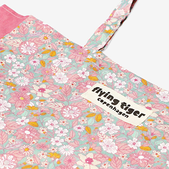 Flying Tiger Copenhagen Fırfırlı Pembe Çiçekli Bez Çanta