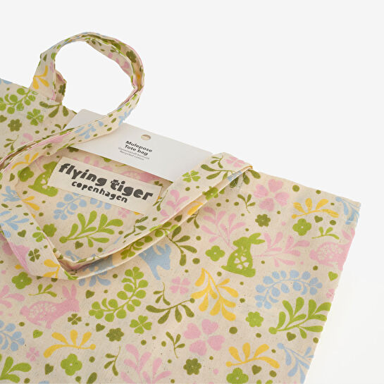 Flying Tiger Copenhagen Çiçekli Tavşan Desenli Bez Çanta