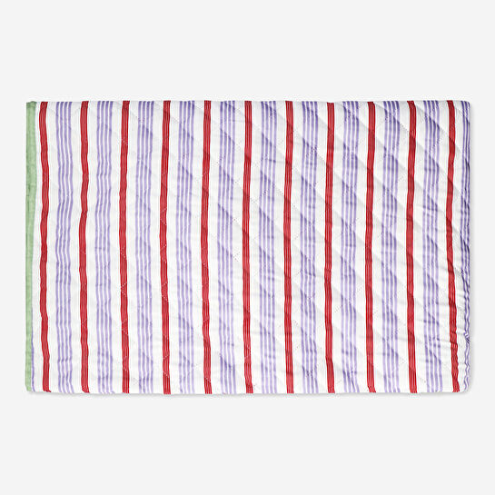 Flying Tiger Copenhagen Çilek Desenli Kapitone Piknik Örtüsü