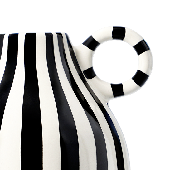 Flying Tiger Copenhagen Siyah Beyaz Çizgili Seramik Vazo