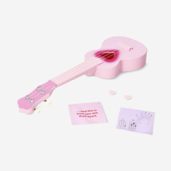 Flying Tiger Copenhagen Pembe Kalp Detaylı Ukulele