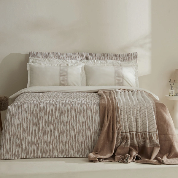 Karaca Home Eternal Çift Kişilik 8 Parça Çeyiz Seti Kahve  görseli 1