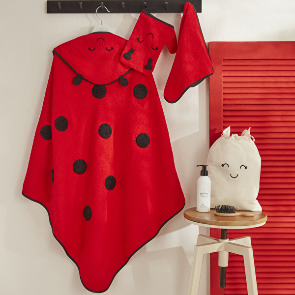 Karaca Home Bebek Little Ladybug Havlu Kundak Kese Set görseli 1