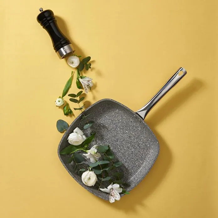 Jumbo Queen Siyah 15 cm Tuz Değirmeni