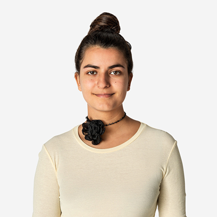 Flying Tiger Copenhagen Siyah Çiçekli Choker Kolye