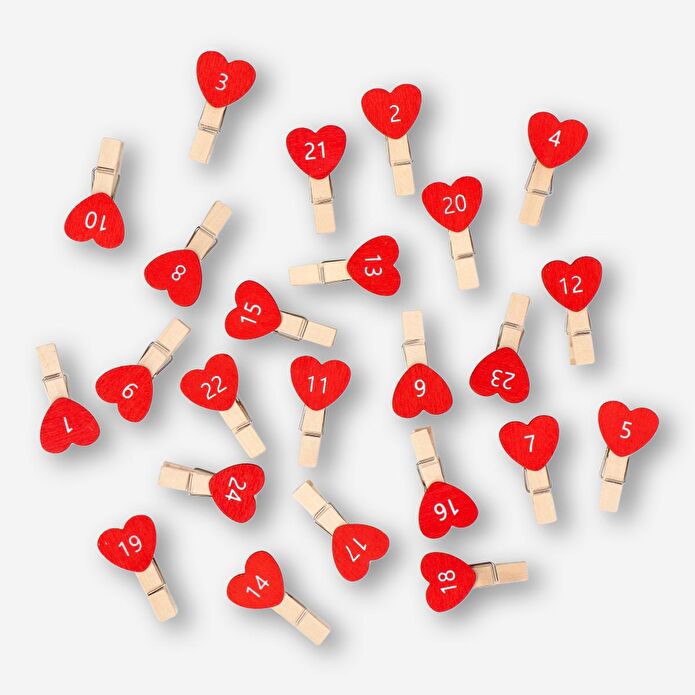 Flying Tiger Copenhagen 24'lü Kırmızı Kalpli Ahşap Mini Mandal Seti