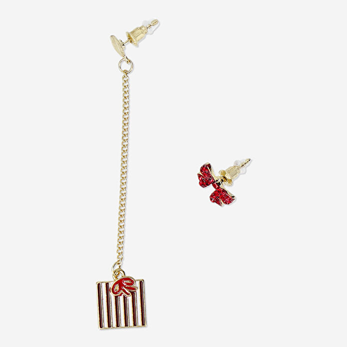 Flying Tiger Copenhagen Kırmızı Kurdeleli ve Sallanan Hediye Paketli Küpe