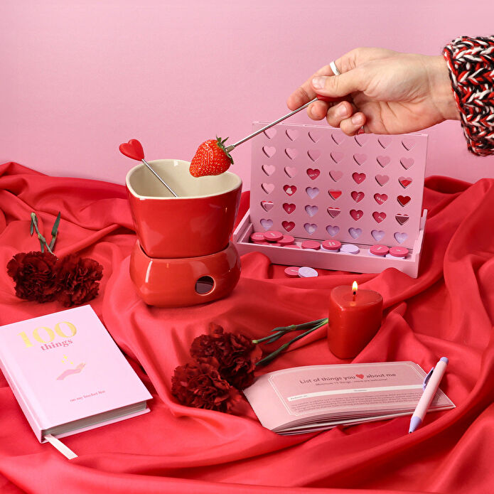 Flying Tiger Copenhagen Kırmızı Kalp Şekilli Fondü Seti