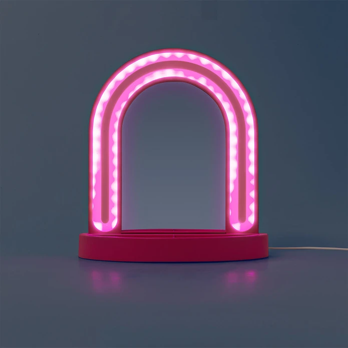 Flying Tiger Copenhagen Pembe LED Işıklı Masa Aynası