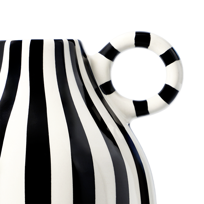 Flying Tiger Copenhagen Siyah Beyaz Çizgili Seramik Vazo