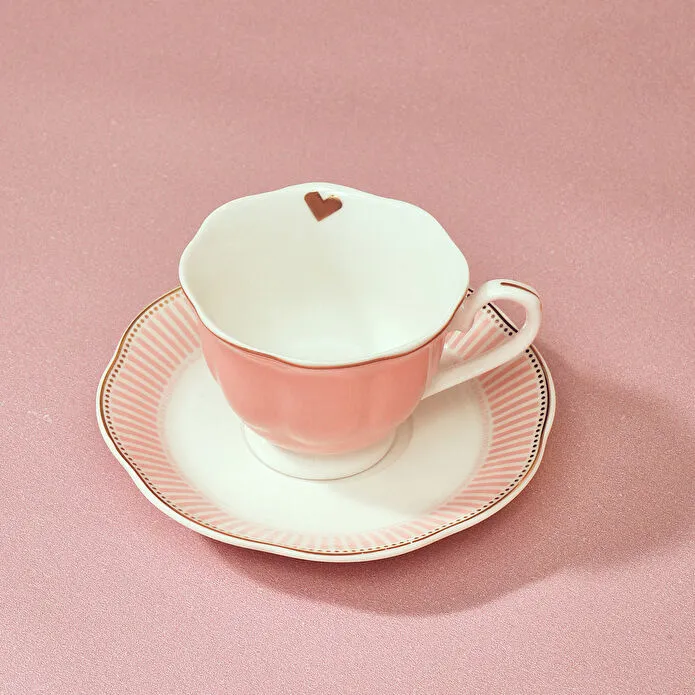 Karaca Piraye Kalp Figürlü Pembe 6 Kişilik Kahve Fincan Takımı 80 ml