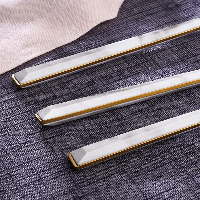 Karaca Arete Gold 6 Kişilik 18 Parça Çatal Kaşık Bıçak Takımı 