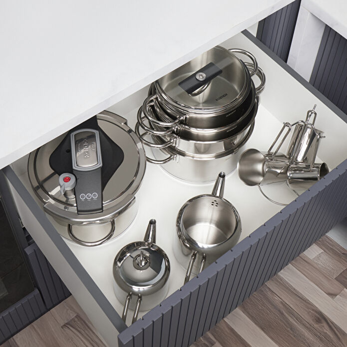 Karaca Platinium 17 Parça İndüksiyon Tabanlı Çelik Çeyiz Seti