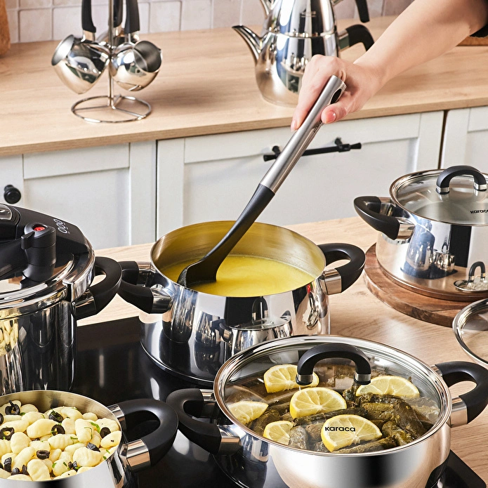 Karaca Powersteel Tokyo 316+ İndüksiyon Tabanlı 17 Parça Çelik Çeyiz Seti