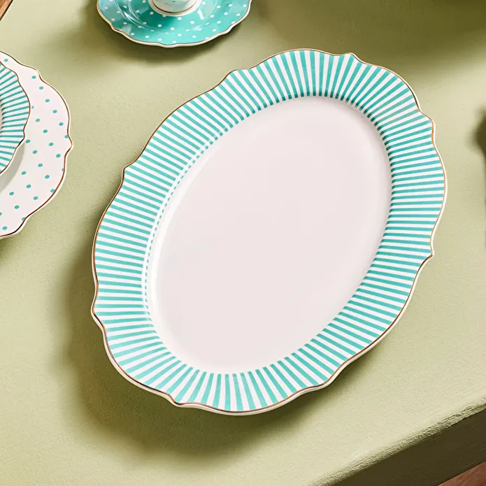 Karaca New Romantic İnce Çizgili Kayık Tabak 36 Cm Yeşil