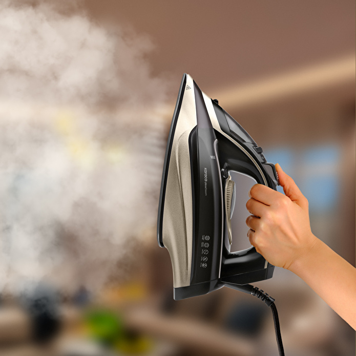 Karaca Vantuz Ultrasteam Buharlı Ütü Black Gold