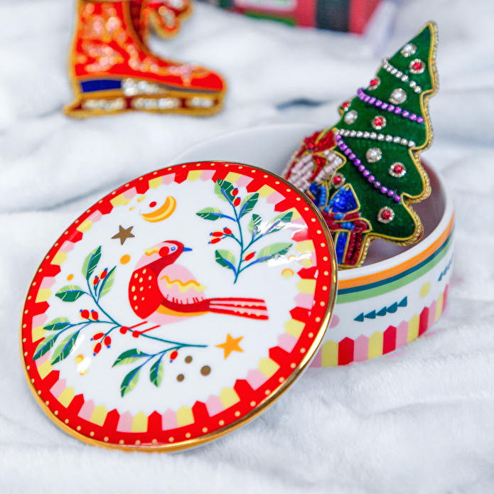 Baci Milano Mamma Mia Yılbaşı Temalı Yuvarlak Kutu