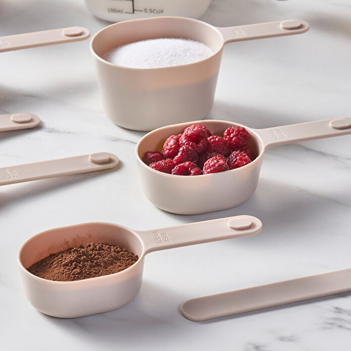 Karaca Ekin Hazneli Ölçü Kabı & Kaşığı Seti