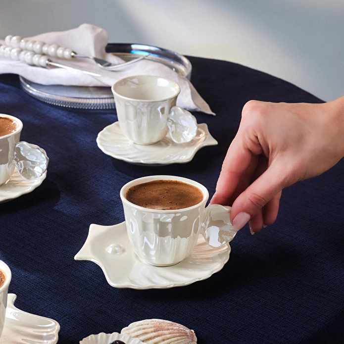 Karaca İstiridye Lüsterli 6 Kişilik Kahve Fincan Takımı 90 ml