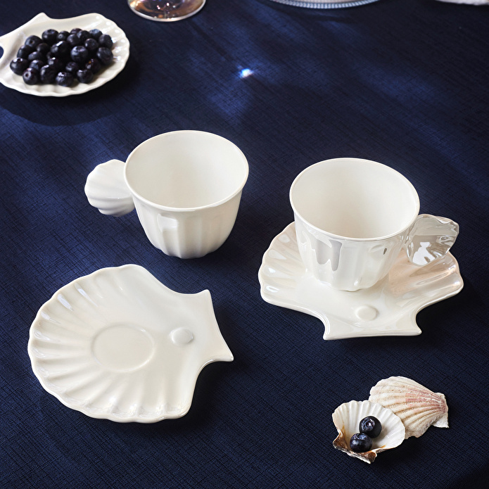 Karaca İstiridye Lüsterli 2 Kişilik Çay Fincan Takımı 200 ml