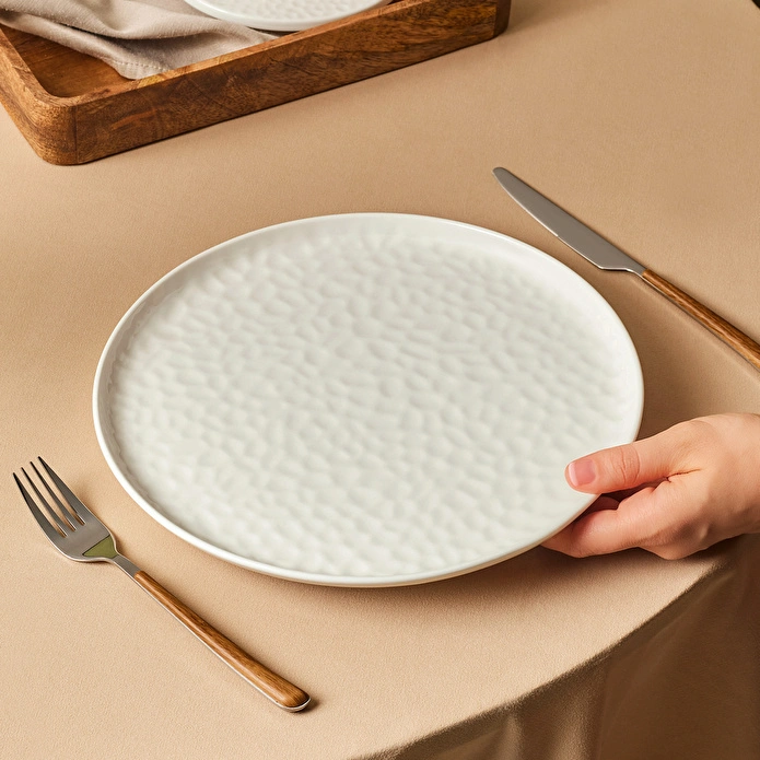 Karaca x Refika Bembeyaz Yuvarlak Servis Tabağı 28 cm