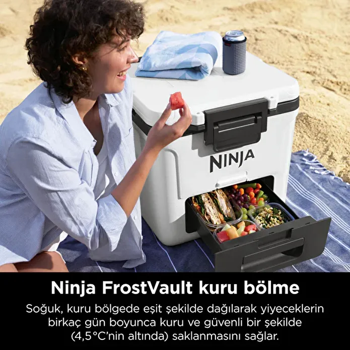 Ninja FrostVault Tekerlekli Cooler 28 Litre Beyaz