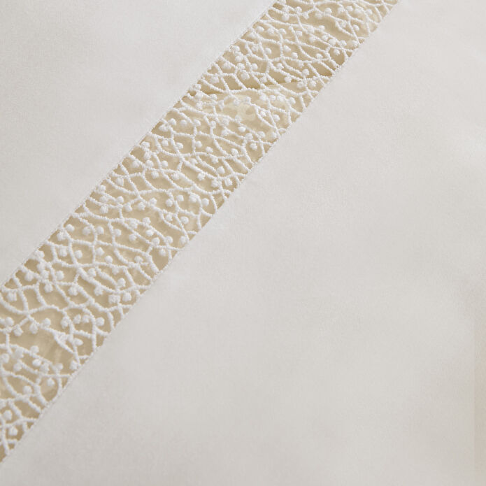 Karaca Home Lumi 80 Tel %100 Pamuk Saten Güpürlü Çift Kişilik Nevresim Takımı Beyaz