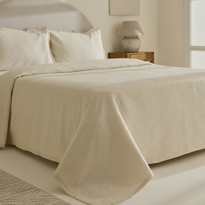 Karaca Home Adelia Fistolu Çift Kişilik Yatak Örtüsü Takımı Natural