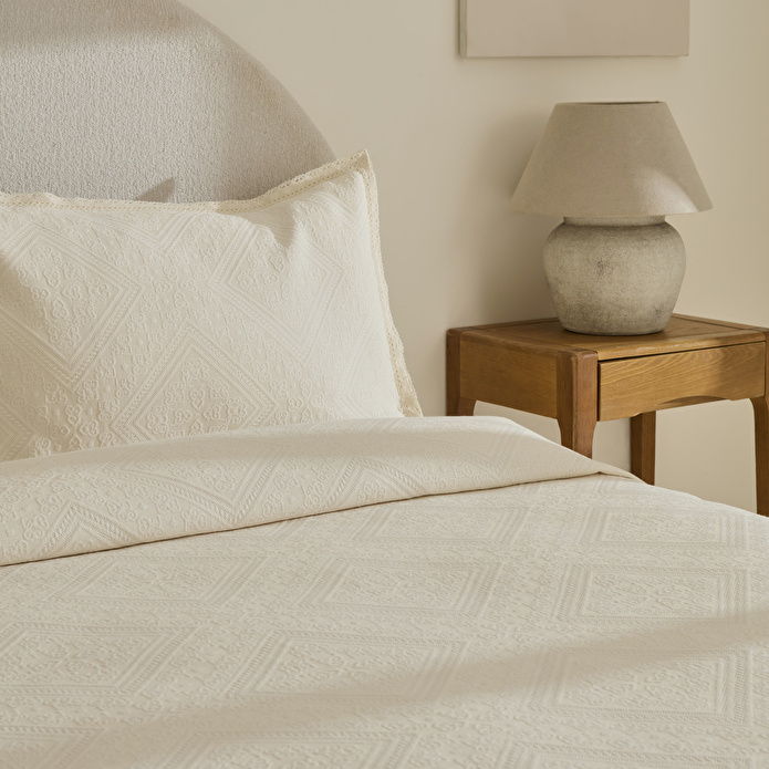Karaca Home Adelia Fistolu Çift Kişilik Yatak Örtüsü Takımı Natural