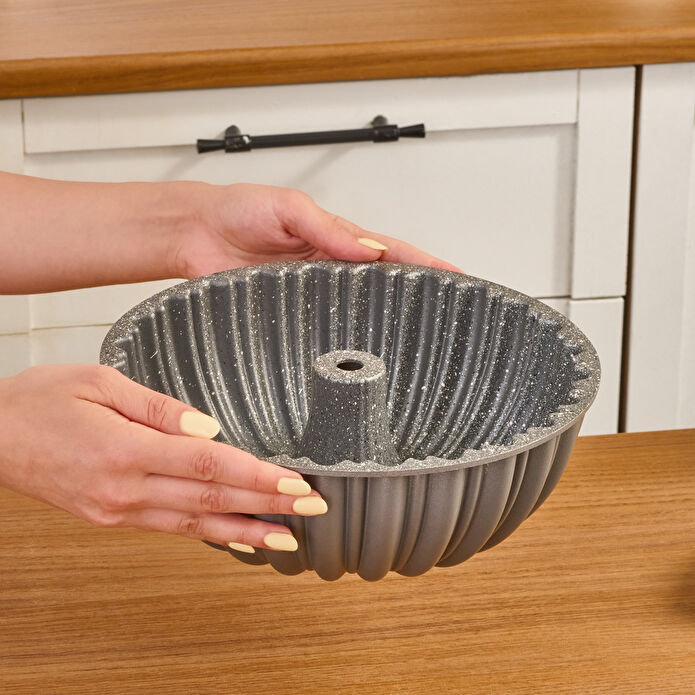 Karaca Cake Pro and Pastry 5 Parça Kek Kalıbı ve Pasta Hazırlık Seti