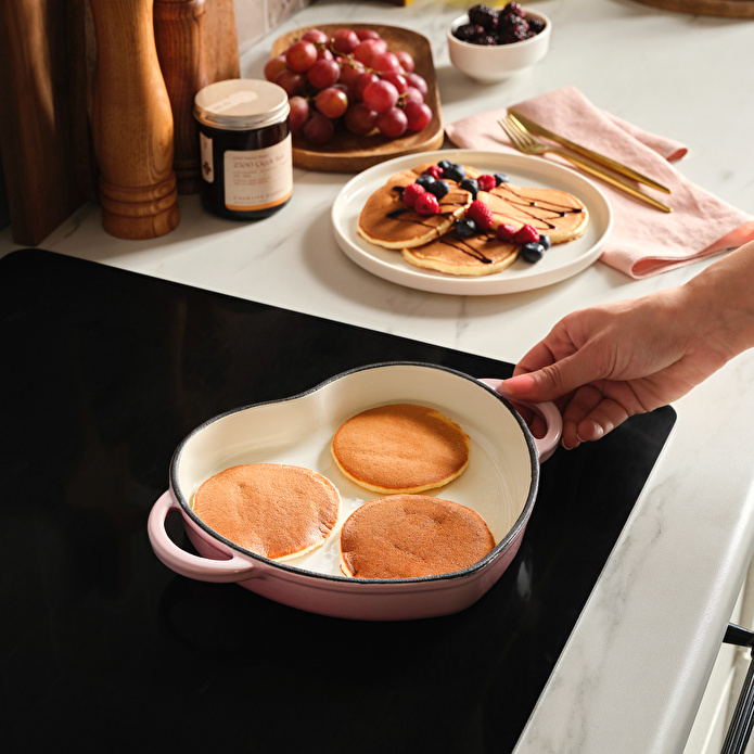 Karaca Love Emayeli Demir Döküm Sahan 18 cm