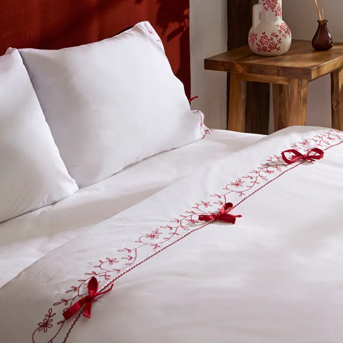 Karaca Home Calia %100 Pamuk Nakışlı Çift Kişilik Nevresim Takımı Beyaz