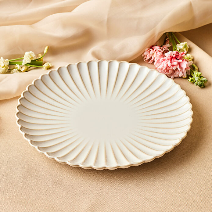 Karaca Daisy Servis Tabağı 27,5 cm