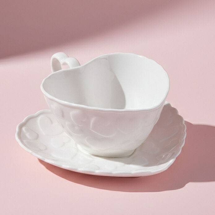 Karaca Pink Love Çay Fincanı ve Tabağı Beyaz