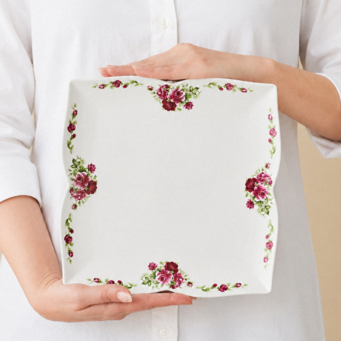 Karaca Square Bone Red Rose Kare 34 Parça 6 Kişilik Kahvaltı Seti