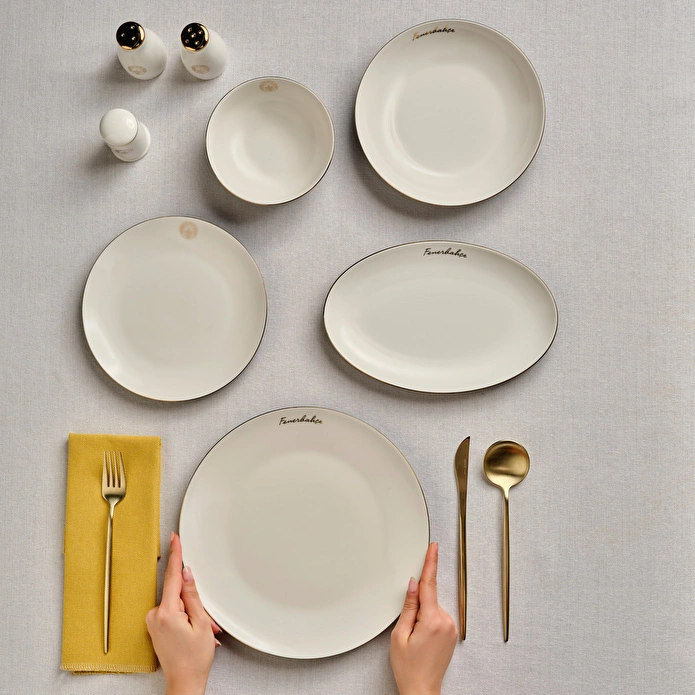 Karaca x Fenerbahçe Lisanslı Elegance Bone Gold 53 Parça Yemek Takımı