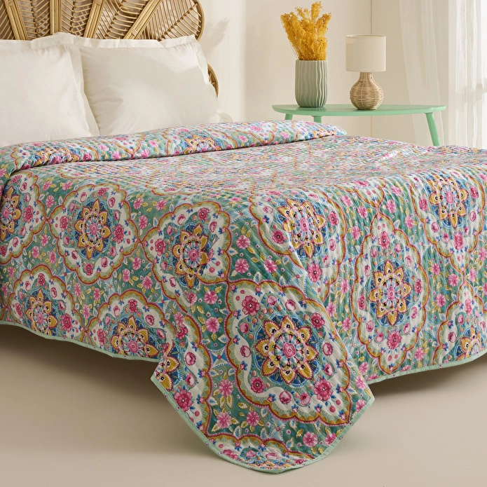 Karaca Home Luna Çok Amaçlı Çift Kişilik Yatak Örtüsü Multicolor